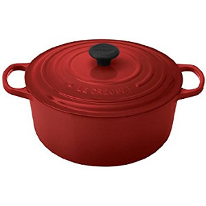 Le Creuset Signature Enameled Cast-Iron 5½-Quart Round French Oven