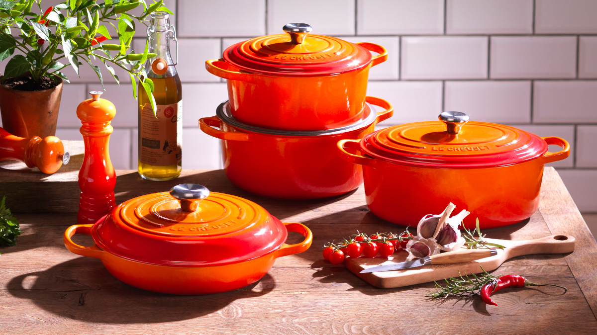 ULTIMATE GUIDE LE CREUSET DUTCH OVEN...Dutch Ovens