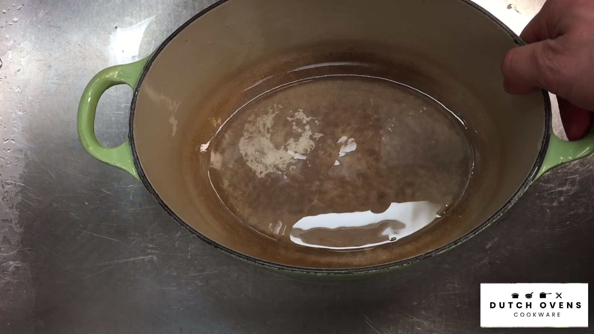 how to best clean a dutch oven