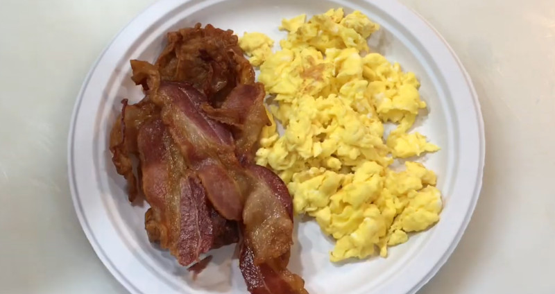 how to cook bacon in air fryer