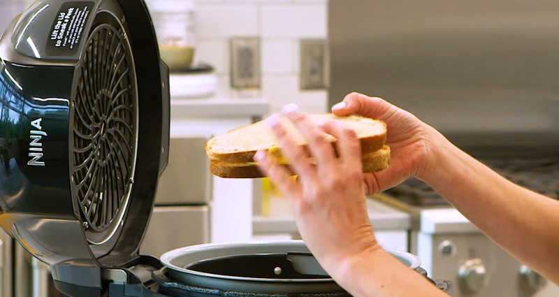 how to make grilled cheese in air fryer